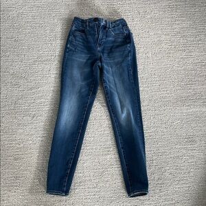 American Eagle Outfitters Curvy Hi-Rise Jeggings